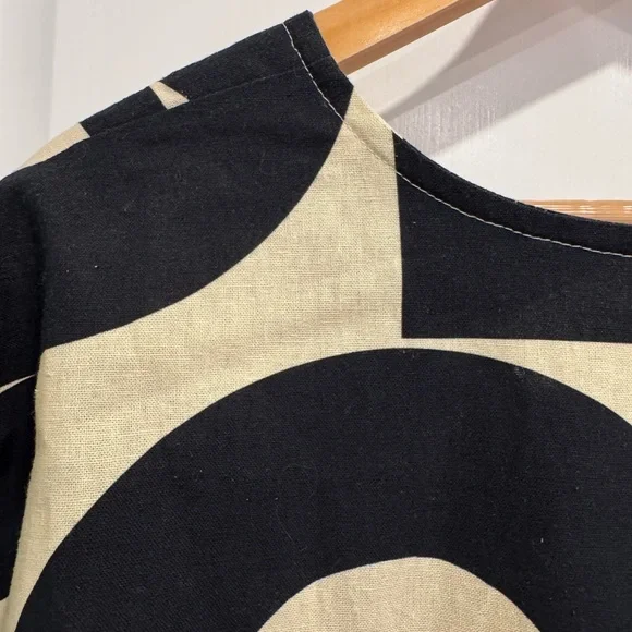 Ersa Fibers Frankie top in Child’s Play black cream Graphic Print Top linen 3XL - Picture 7 of 16